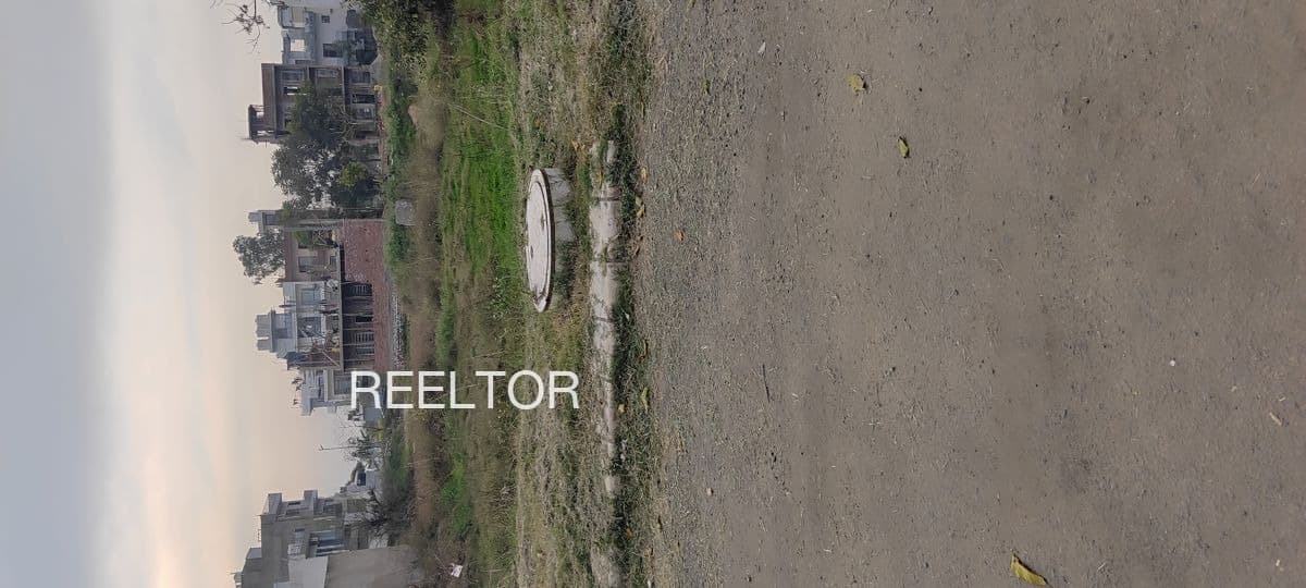 Buy 3 Bhk In Pagra Bada Amanganj