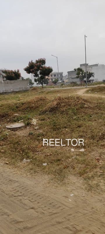 Available 3 Bhk In Saphru Mandi