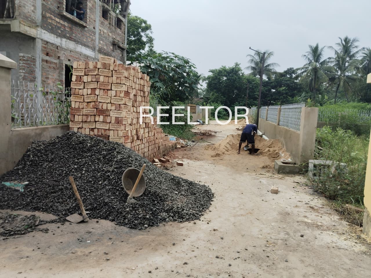 Buy 3 Bhk In Pagra Bada Amanganj