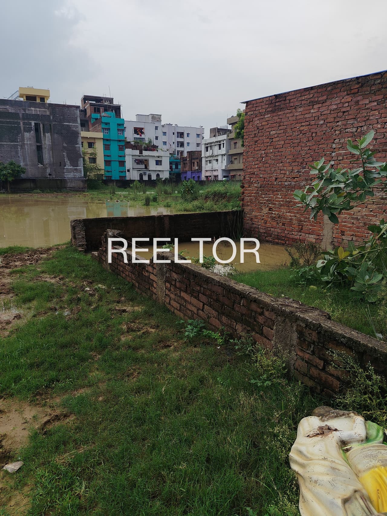 Buy 4 Bhk In Raypur Raver