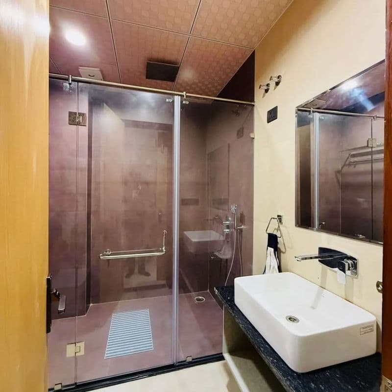 Villa For Rent In Vishwas Nagar Vivek Vihar