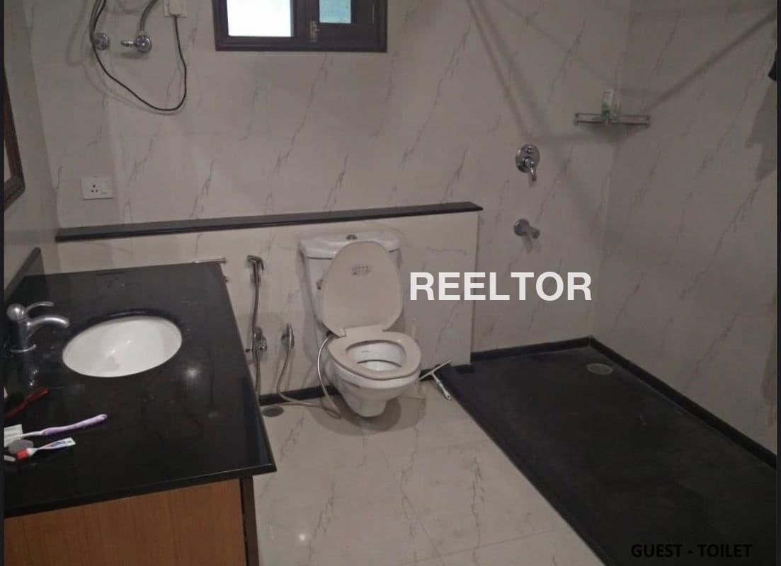 Villa For Rent In Gopinath Bazar Delhi Cantonment