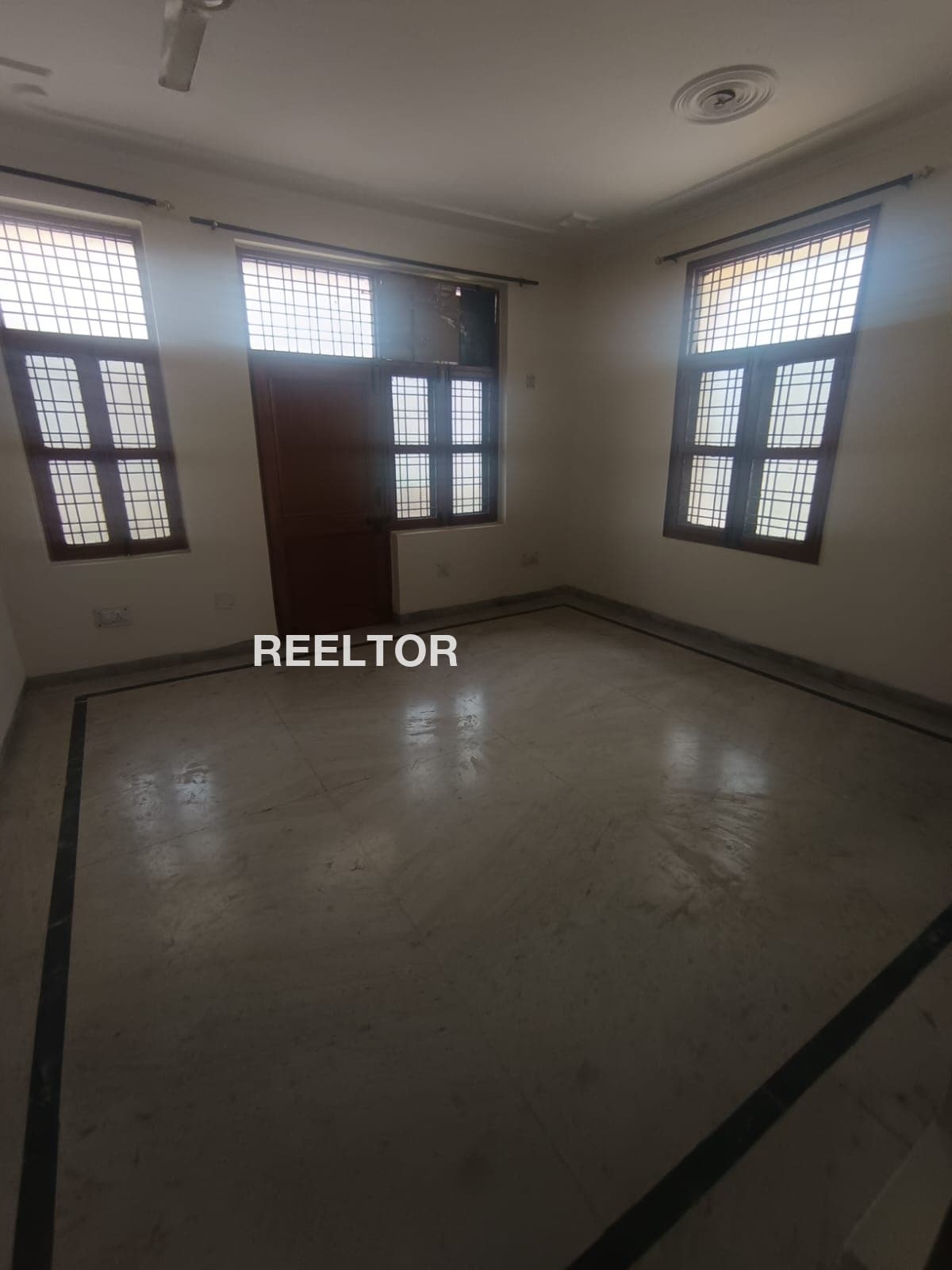 Villa For Rent In District Park Saraswati Vihar