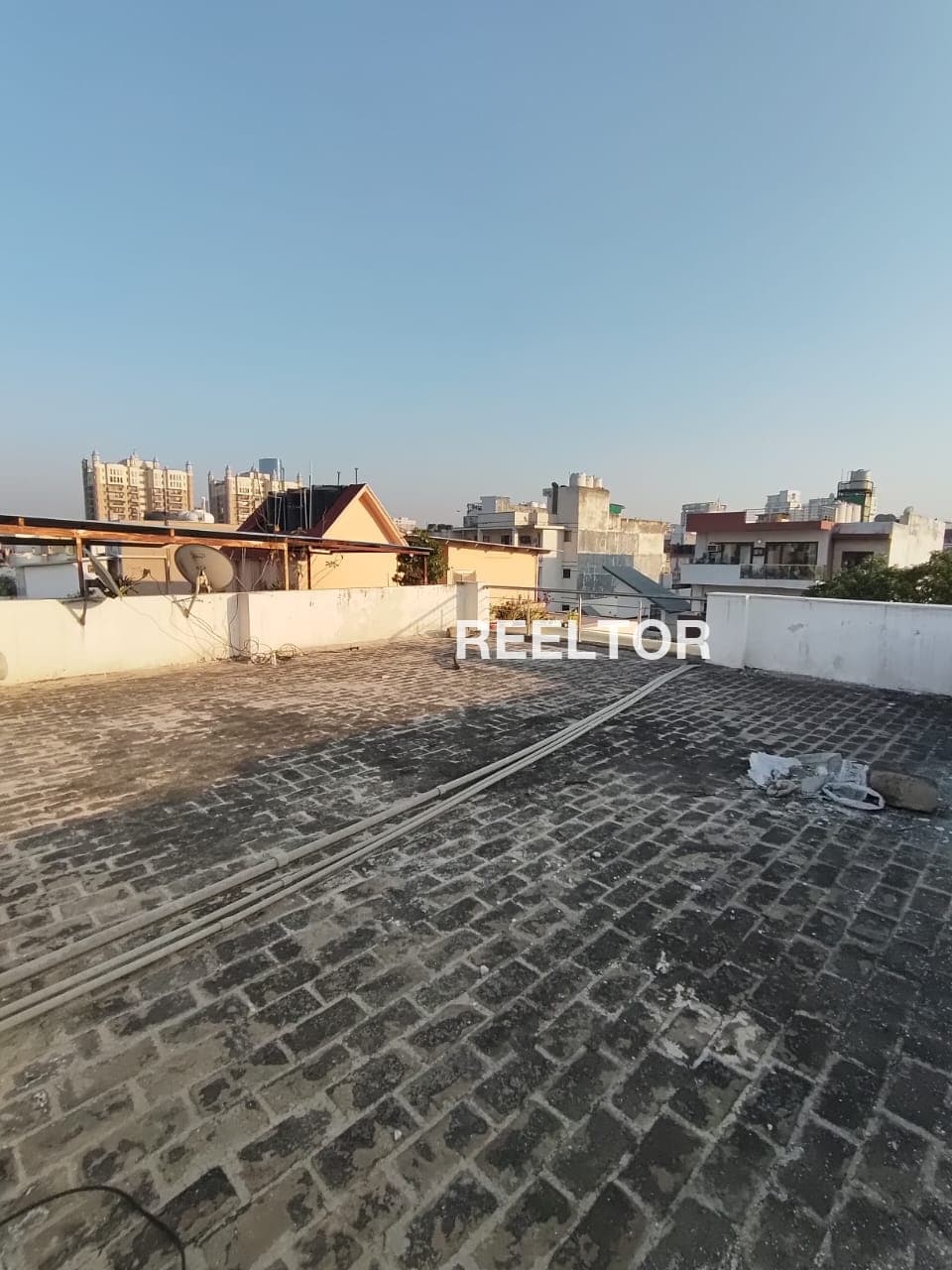 Pg For Sale In Okhla Village Defence Colony