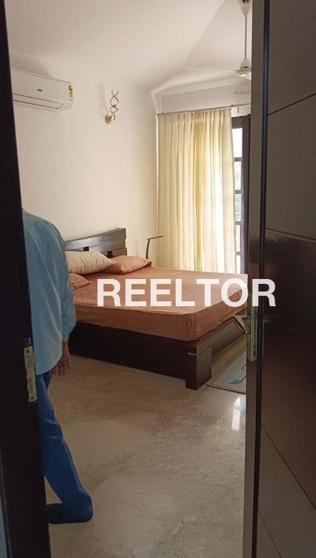 Villa For Rent In Meenakshi Garden Rajouri Garden