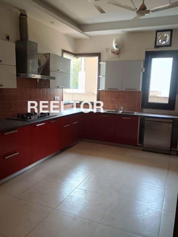 Villa For Sale In Sangdi Bela