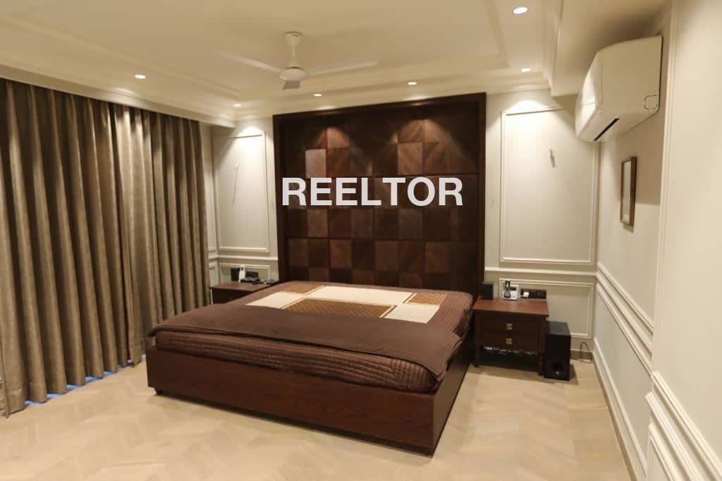 Villa For Rent In Kammruddin Nagar Punjabi Bagh