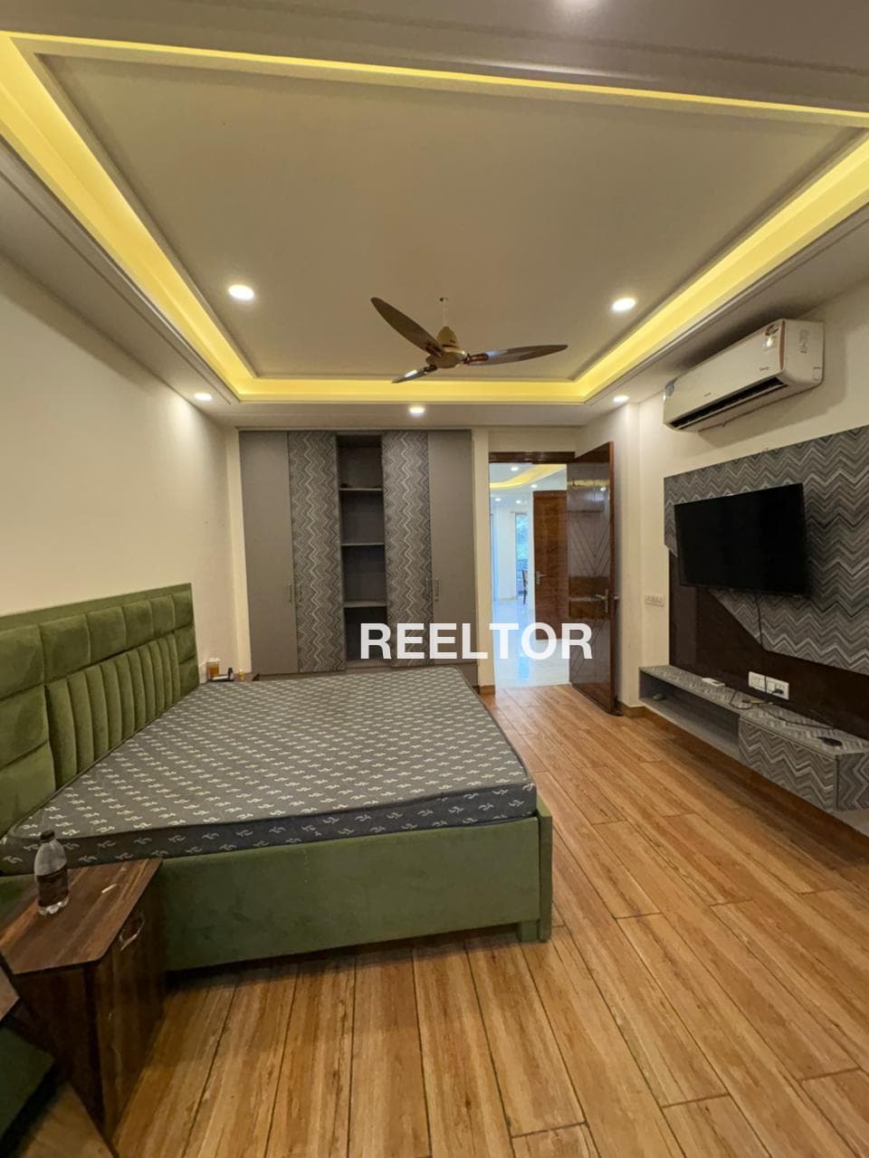 Villa For Rent In D Block Preet Vihar