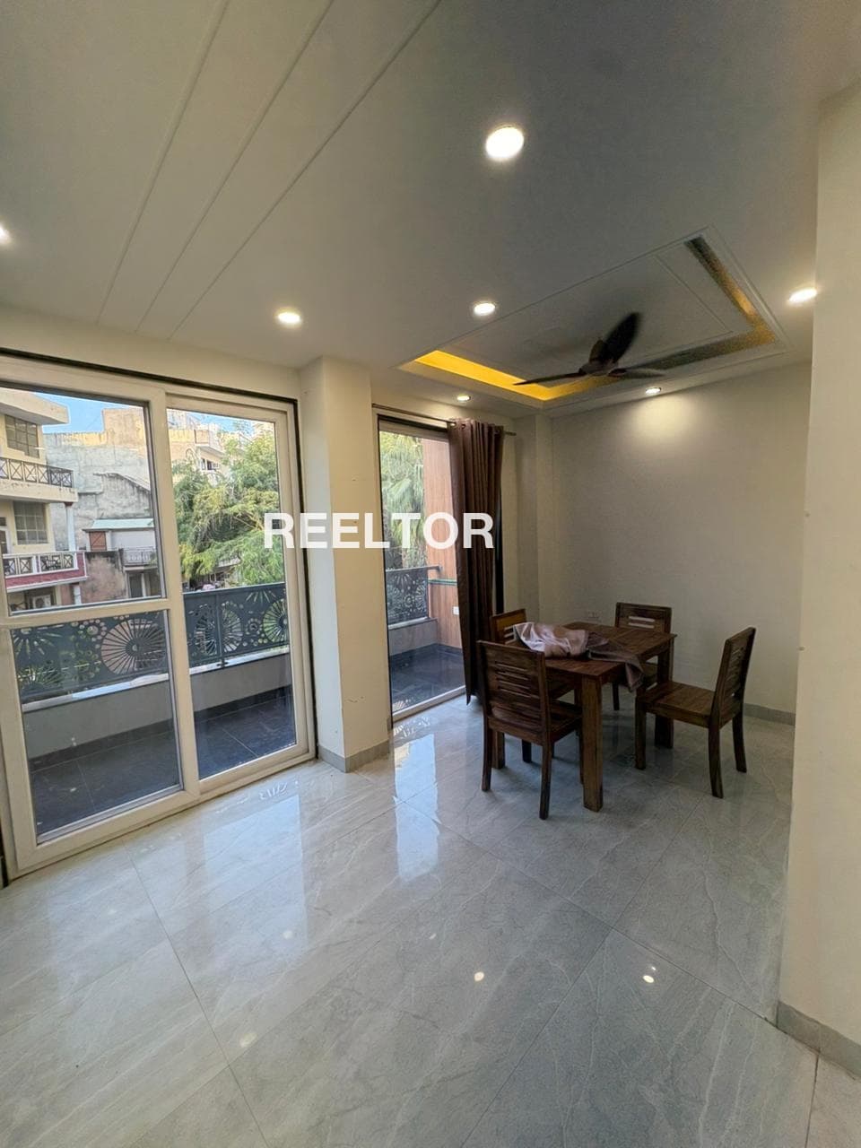 Villa For Rent In Dhaula Kuan Delhi Cantonment
