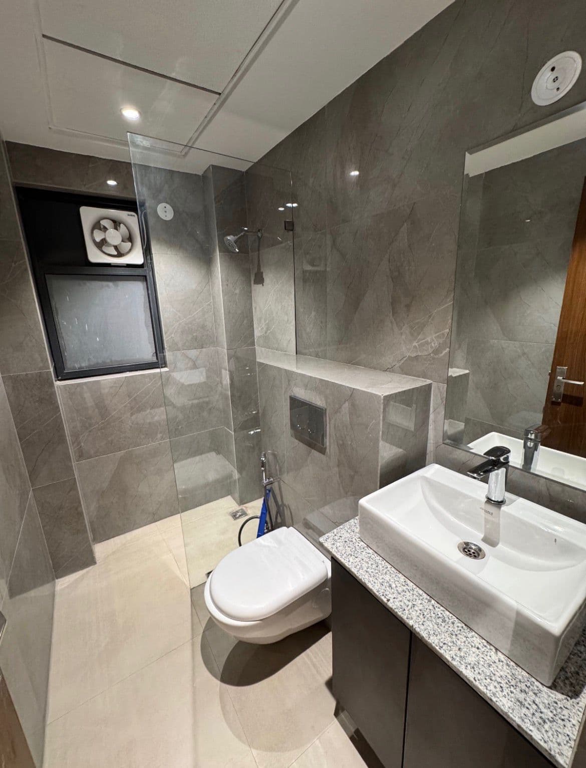 Villa For Sale In Kangutta Boath