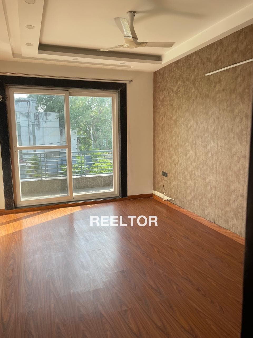 Villa For Rent In Tara Market Saket