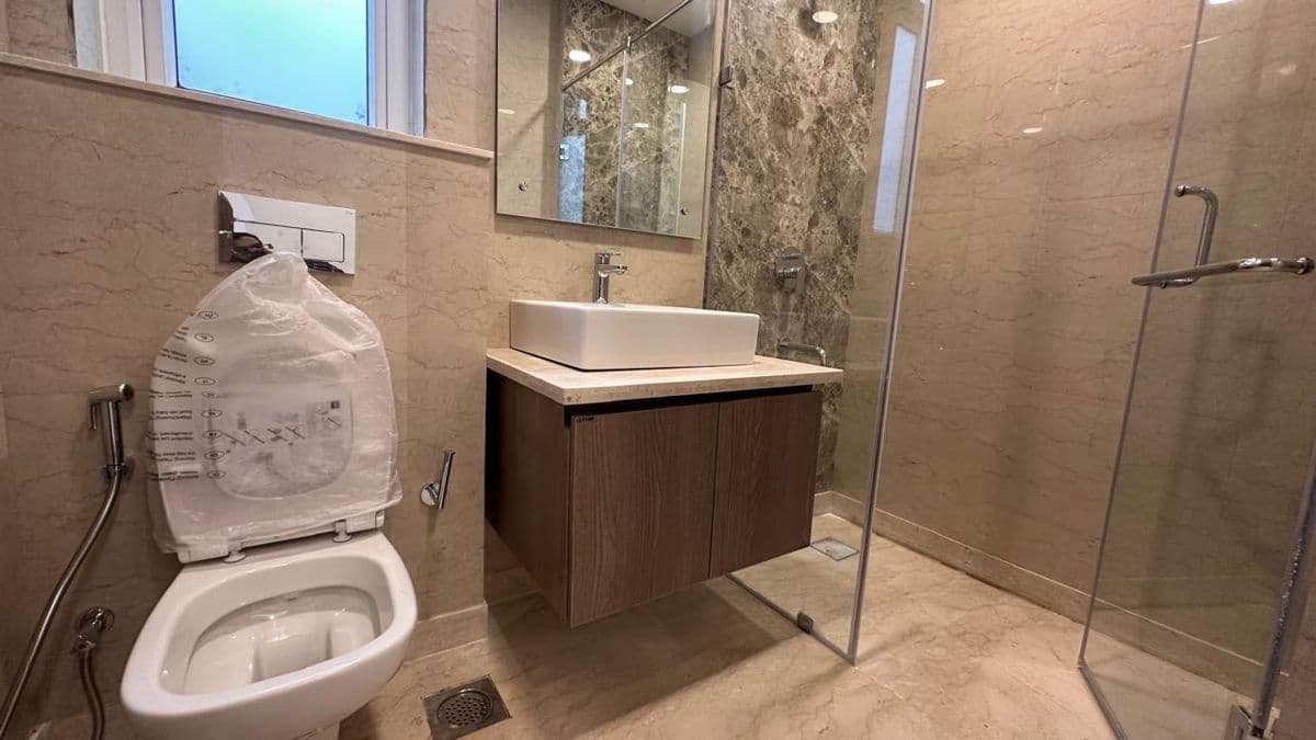 Villa For Rent In Thirana Nohar