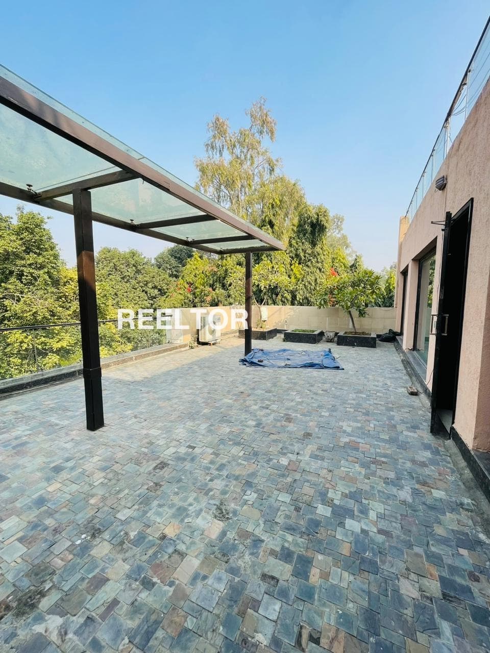 Villa For Rent In Chandrawal Civil Lines