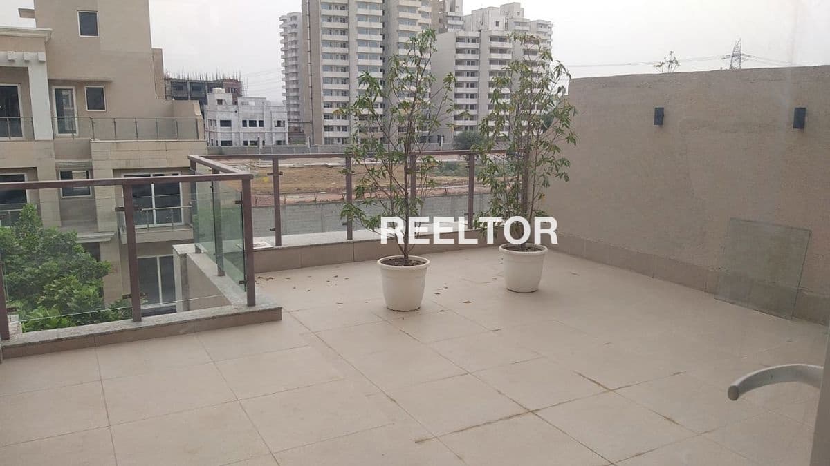 Villa For Rent In South Extension Ii Defence Colony