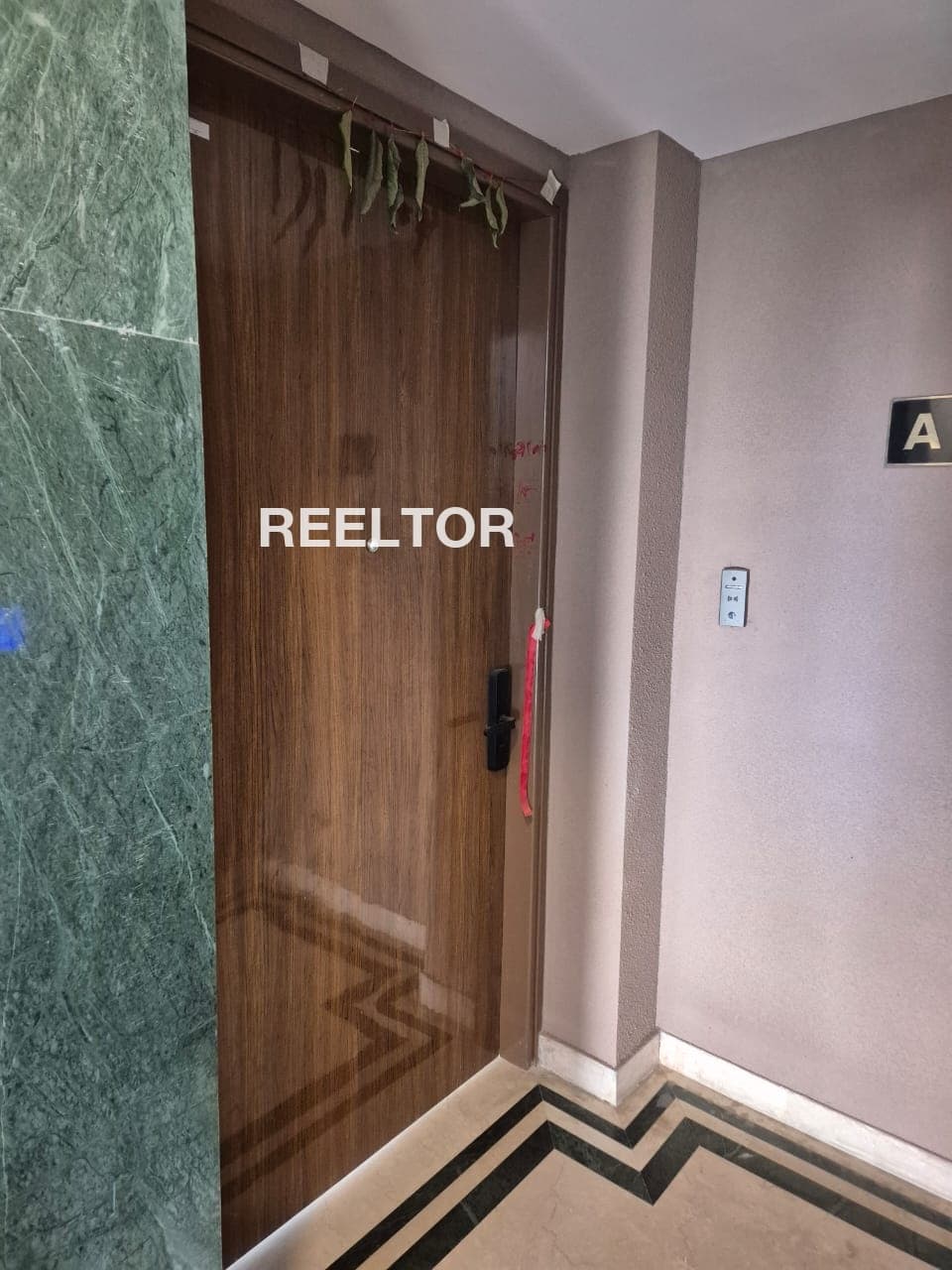 Villa For Rent In Vinobapuri Defence Colony