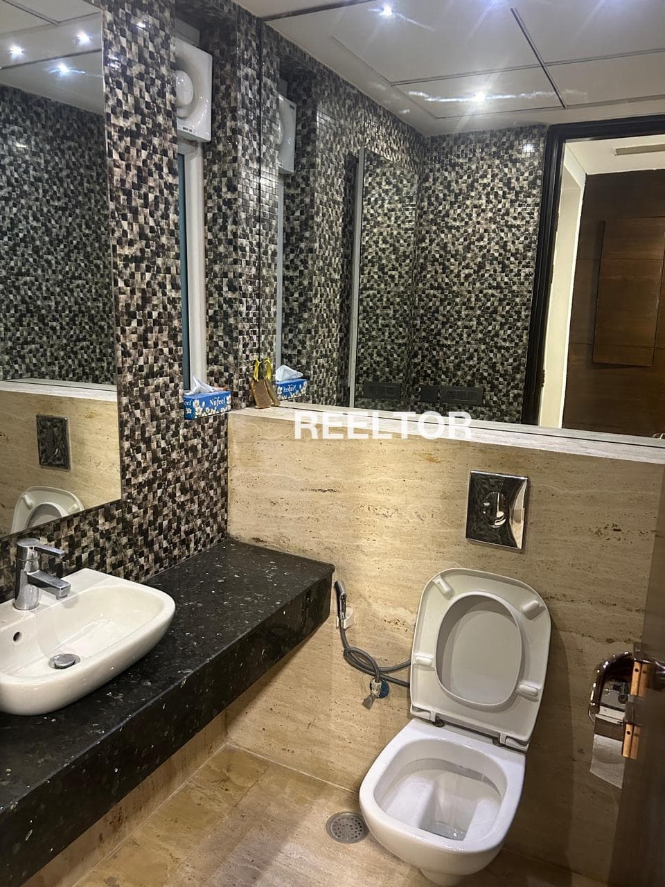 Villa For Rent In E Block Model Town