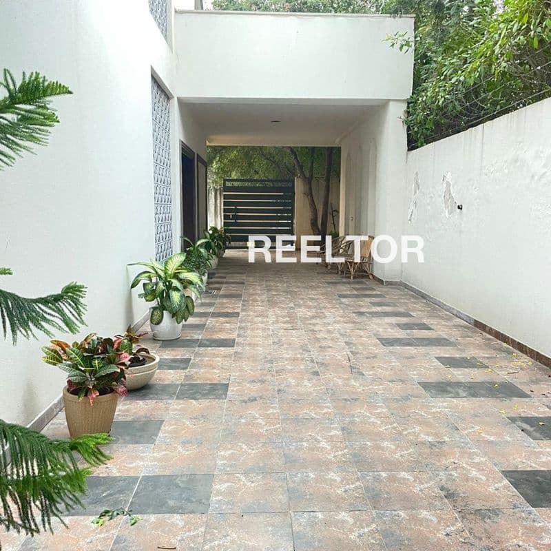 Villa For Rent In Sarup Nagar Saraswati Vihar