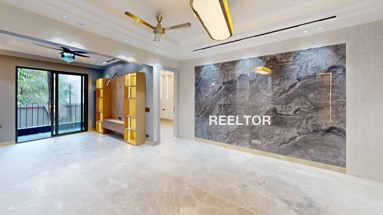 Villa For Rent In Vijay Colony Alipur