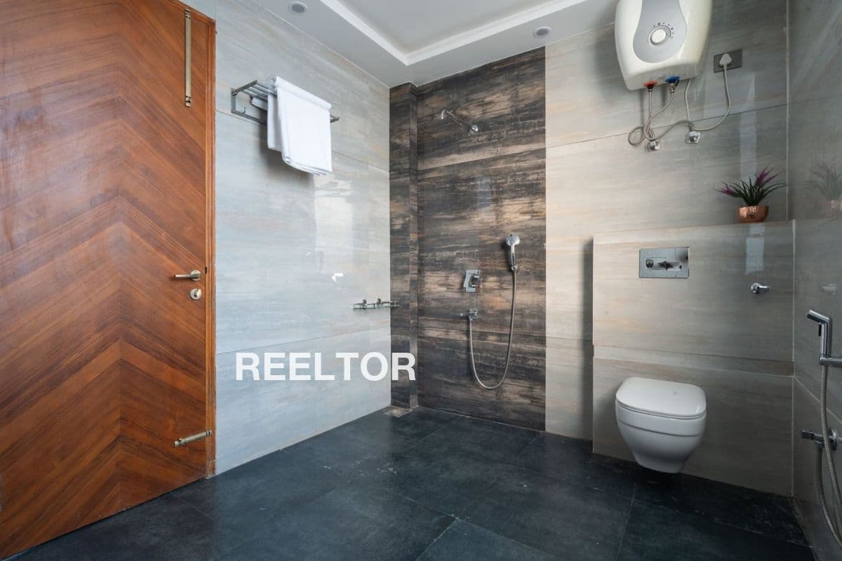 Villa For Rent In Defence Colony Defence Colony