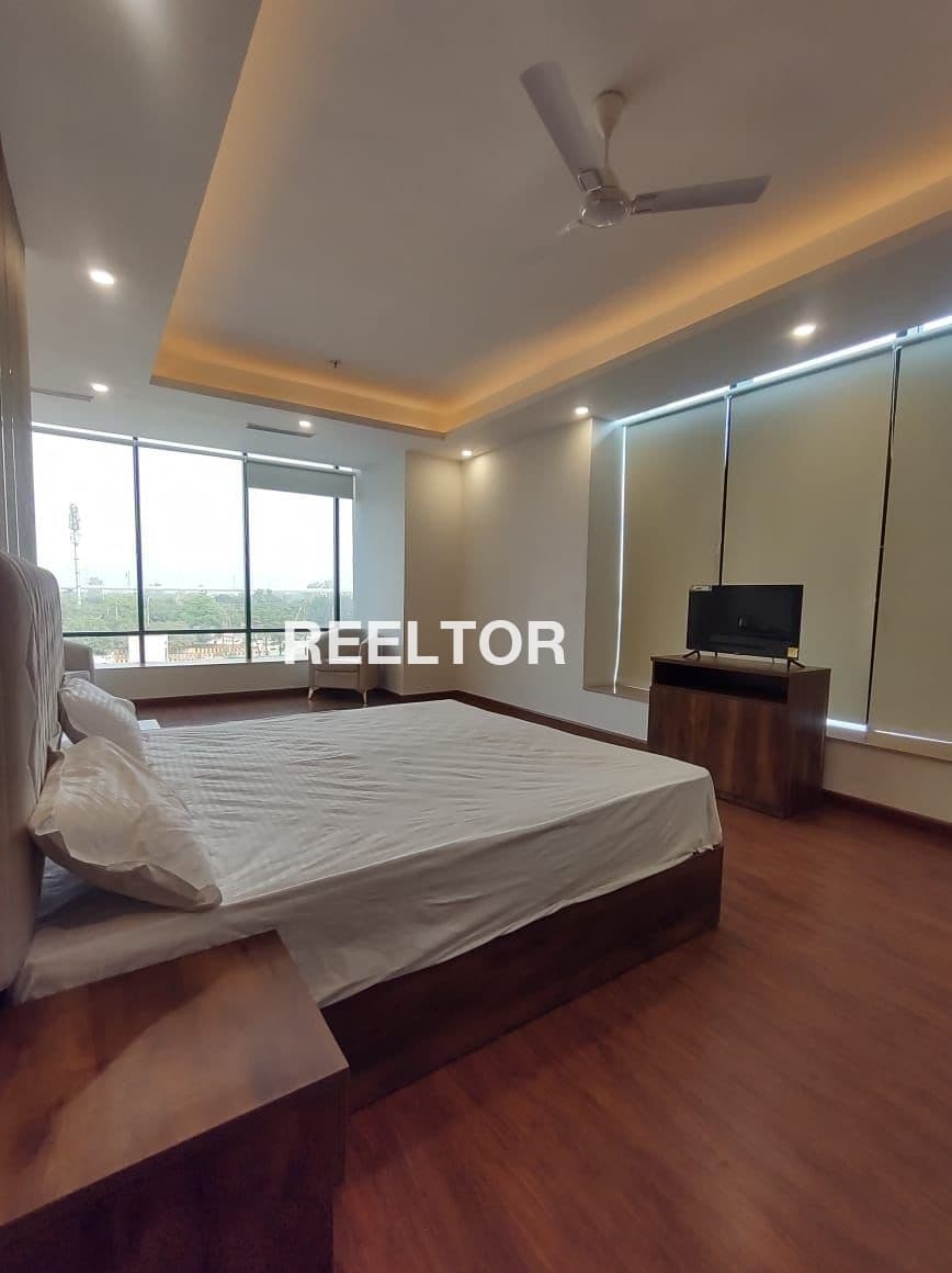 Villa For Rent In Dallupura Village Mayur Vihar