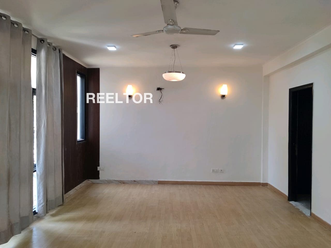Villa For Rent In Arjun Park Preet Vihar