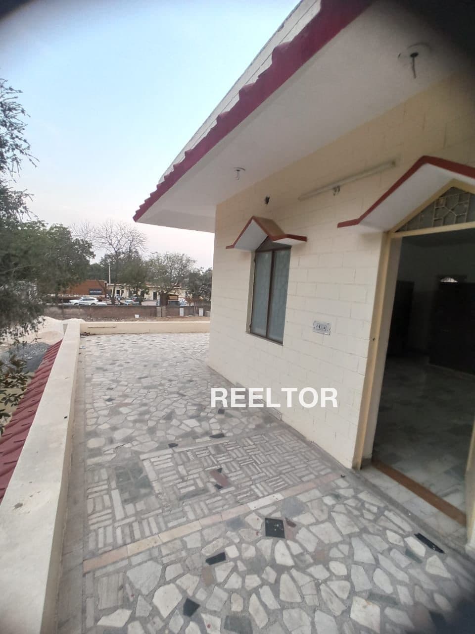 Villa For Sale In Kanjer Mugpal