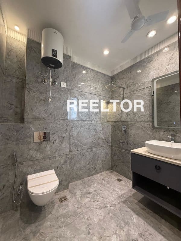 Villa For Rent In Theekariyan Raipur