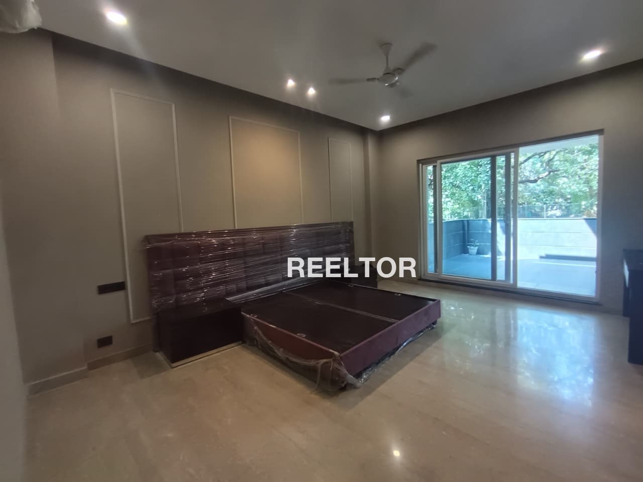 Villa For Rent In Thuria Abapura
