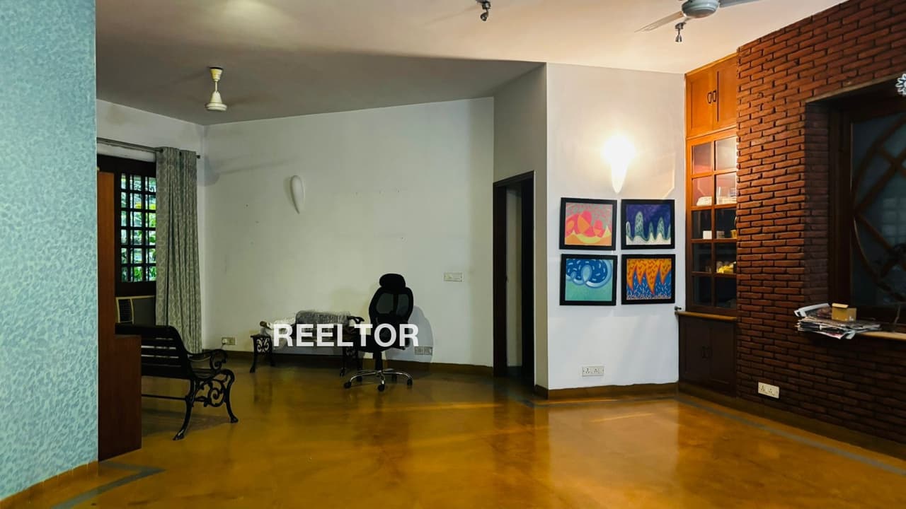 Villa For Sale In Tehatra Kishangarh Bas