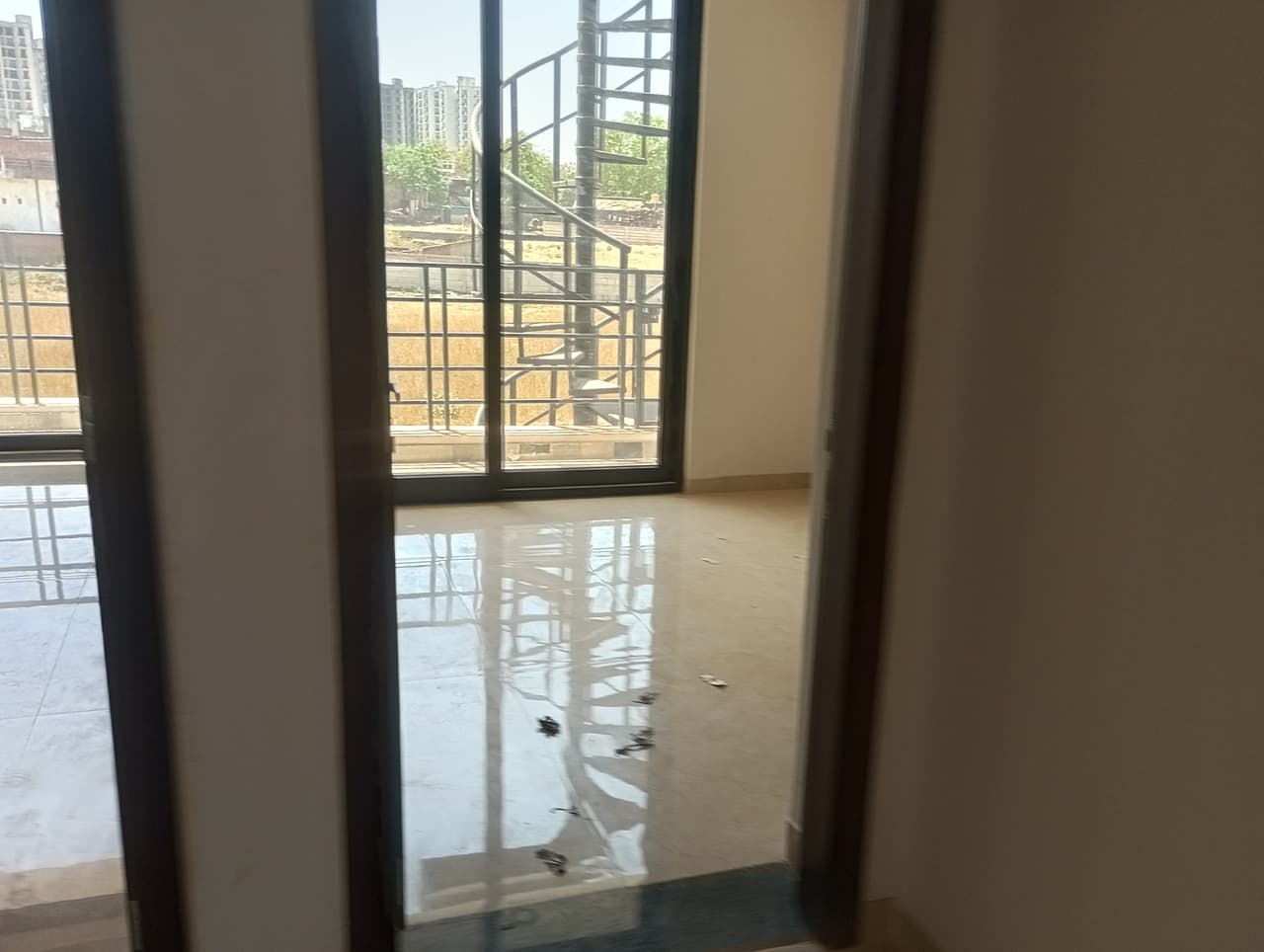 Showroom For Rent In Palam Village Dwarka