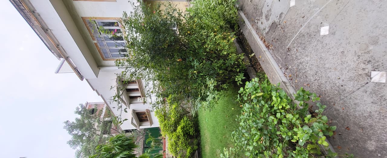 Office Space For Rent In Harswaroop Colony Saket