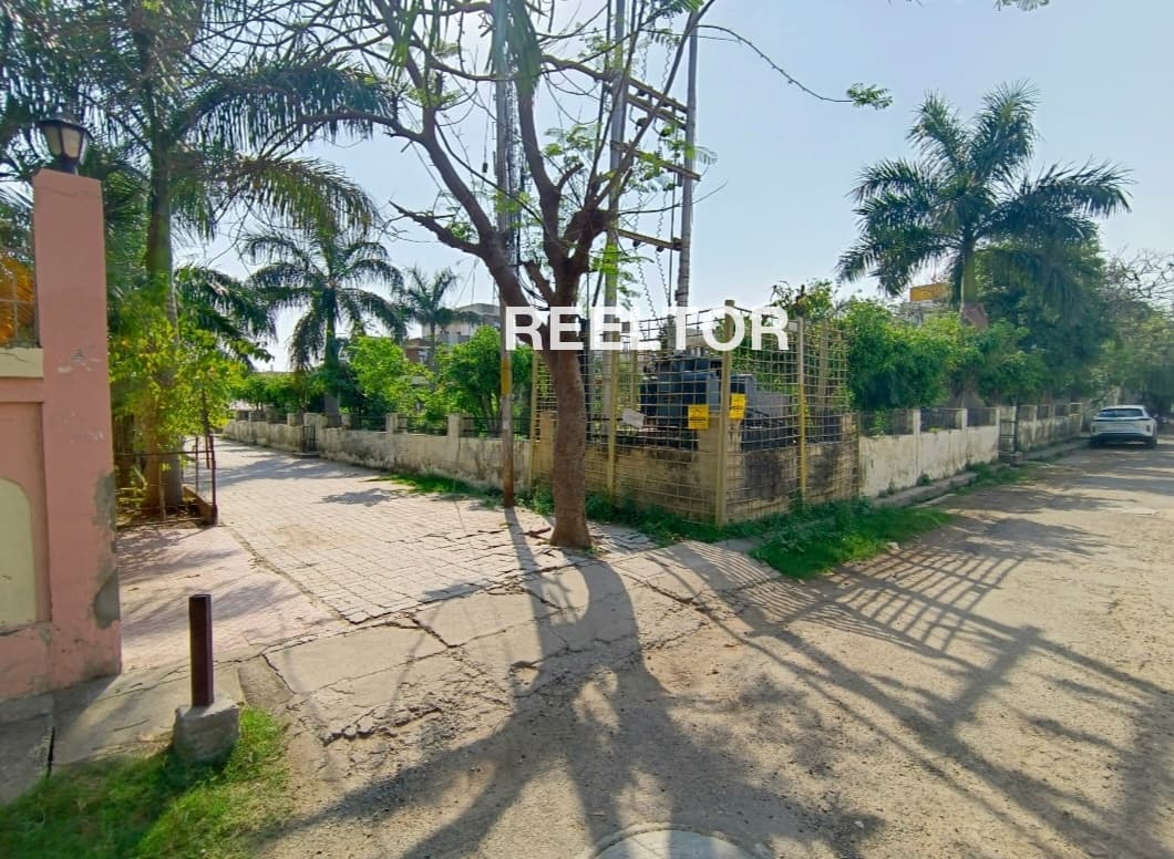 Office Space For Rent In Naresh Colony Model Town