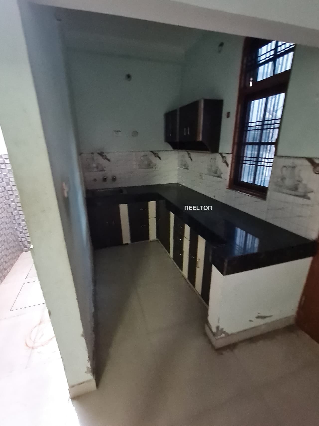Villa For Rent In Khajan Basti Delhi Cantonment
