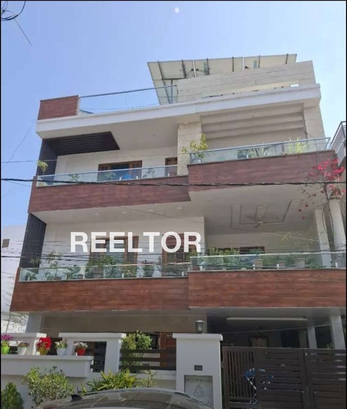 Villa For Rent In Dallupura Village Mayur Vihar