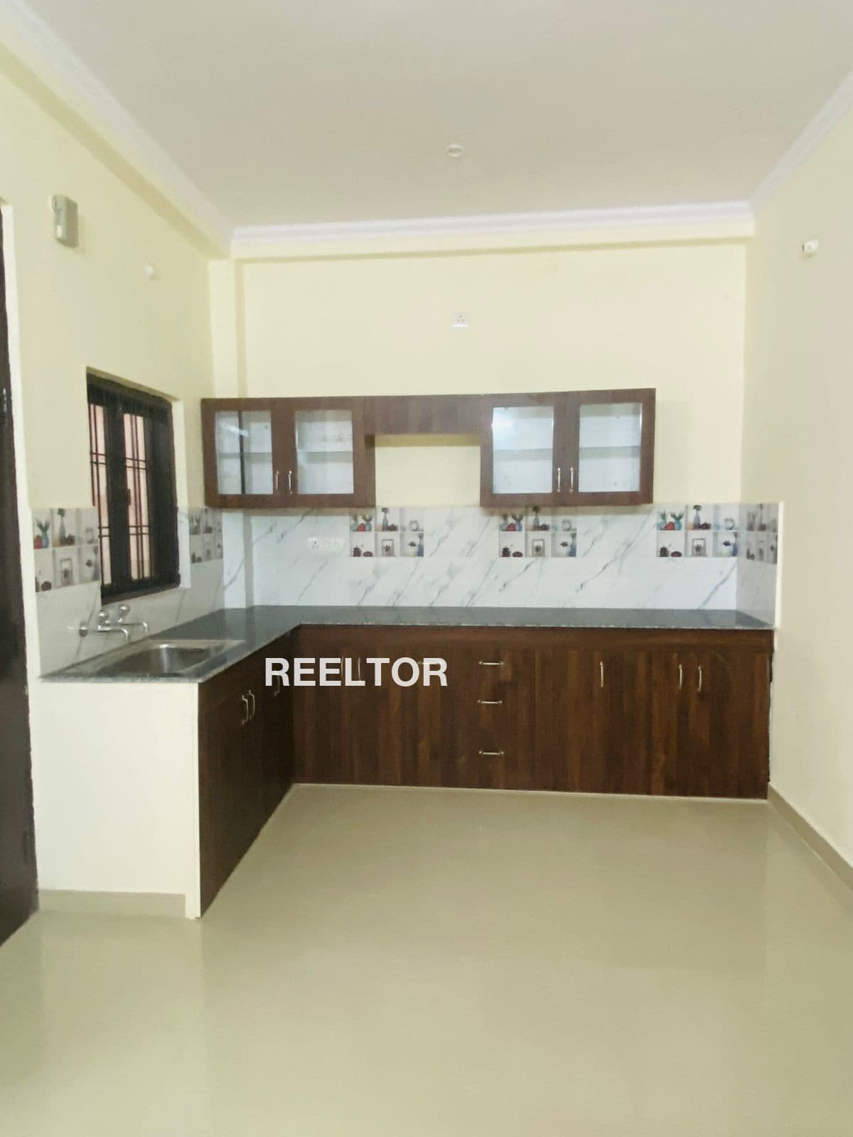 Villa For Rent In Khajan Basti Delhi Cantonment