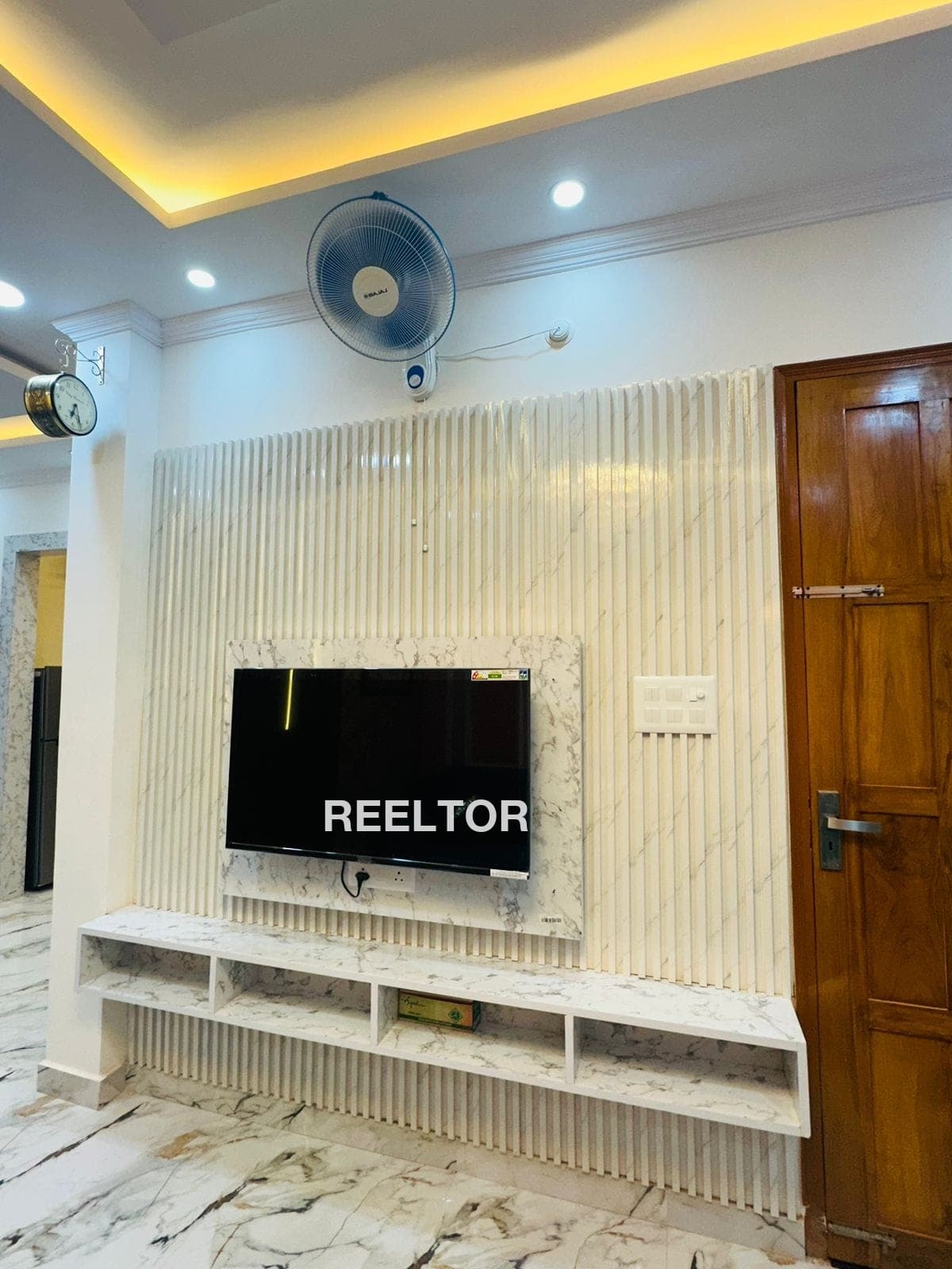 Office Space For Rent In Jhilmil Colony Vivek Vihar