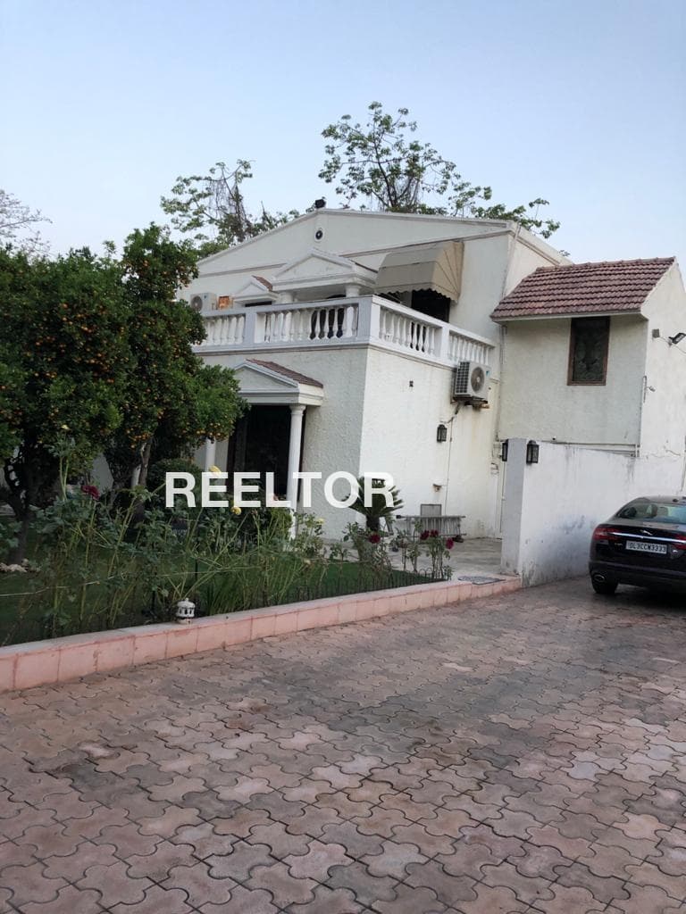 Villa For Rent In Tughlakabad Kalkaji