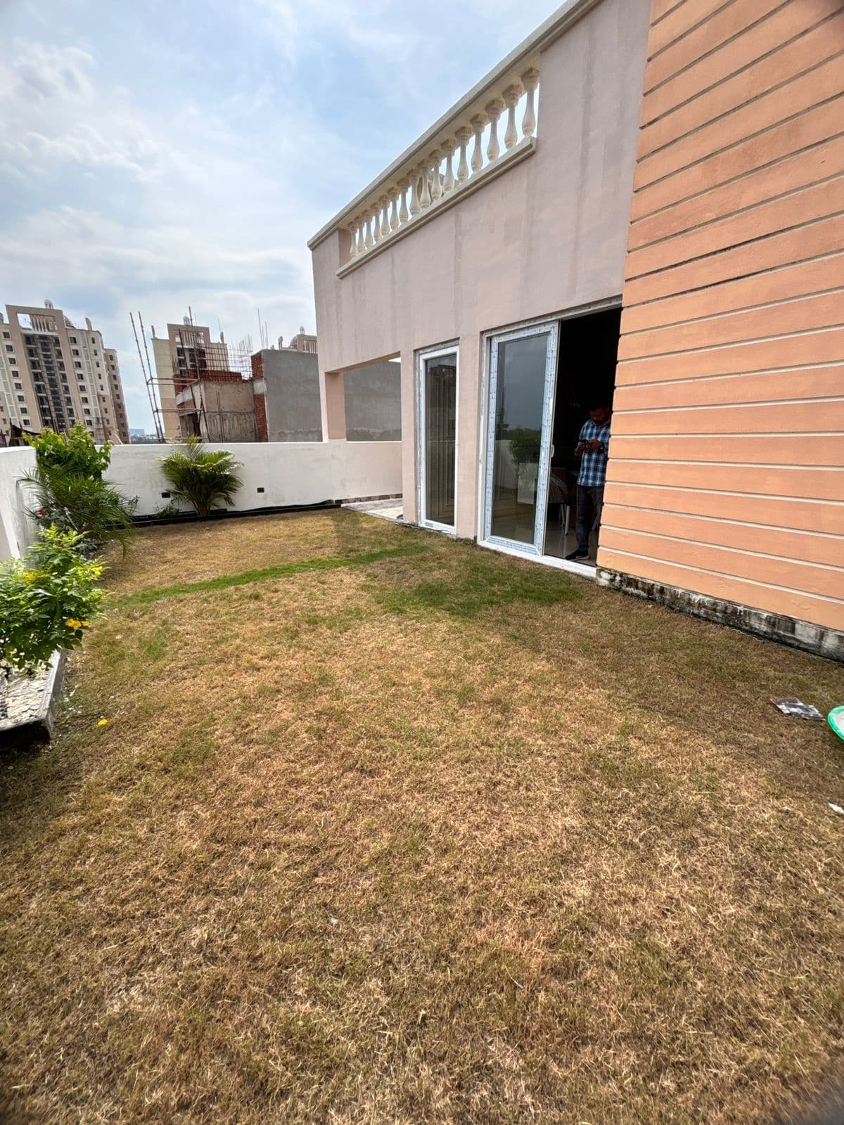 Villa For Rent In K Block Jhuggi Model Town