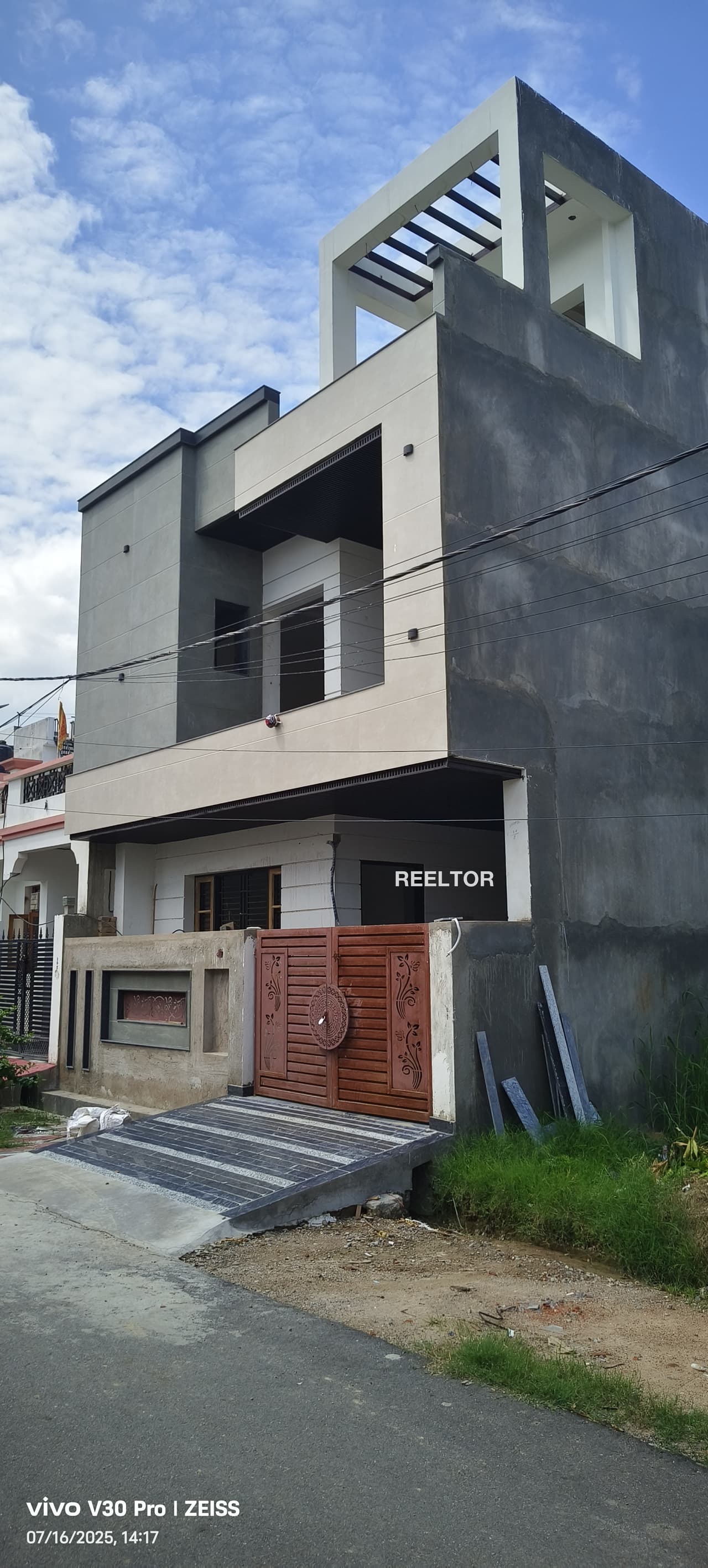 Villa For Rent In Laxmi Nagar Preet Vihar