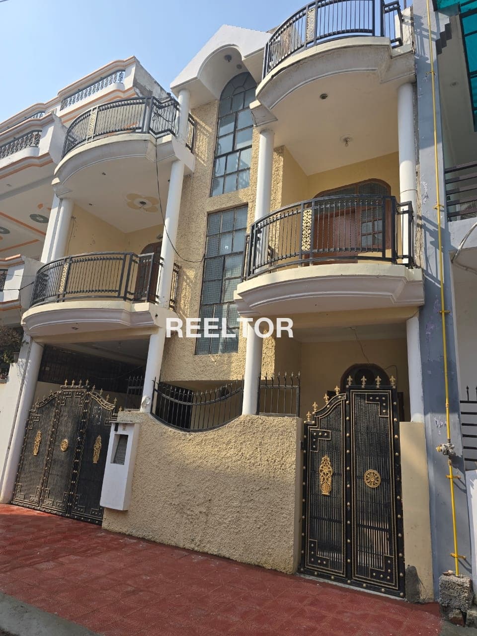 Pg For Sale In Naraina Village Delhi Cantonment