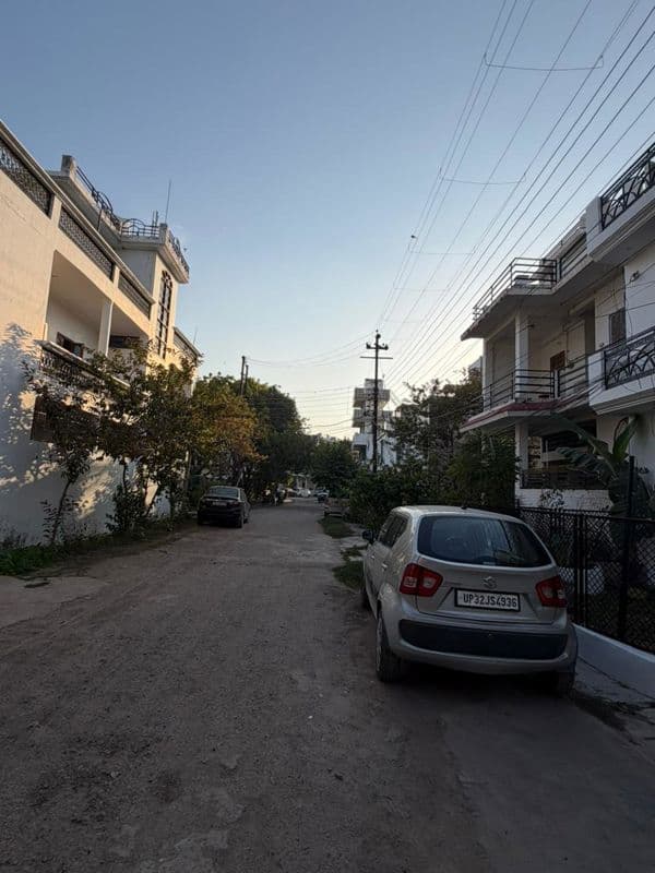 Villa For Rent In Ishwar Colony Model Town