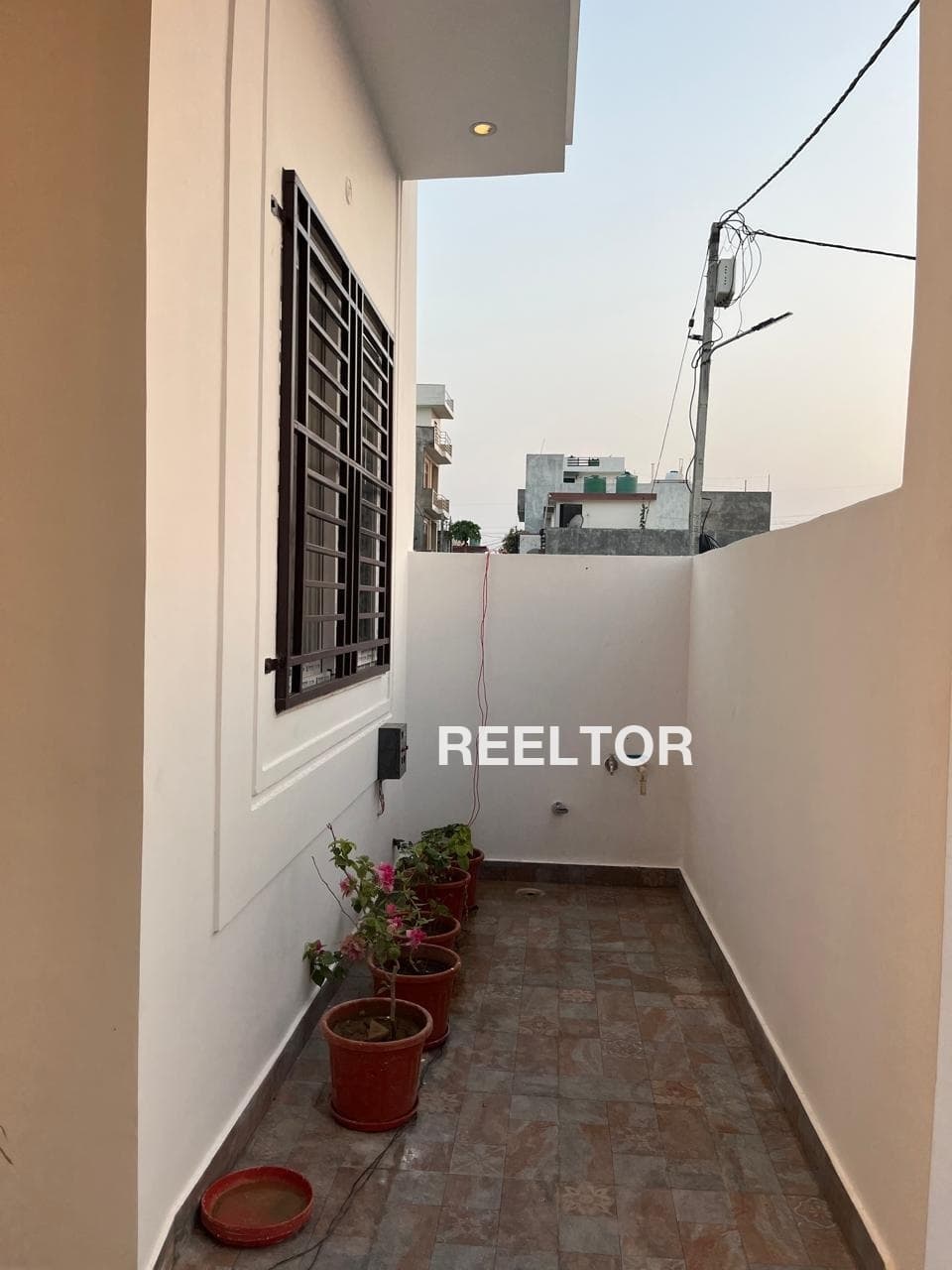 Villa For Rent In Gulmohar Park Hauz Khas
