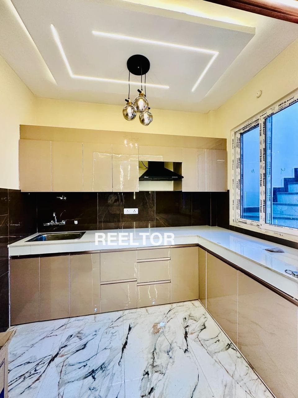 Villa For Rent In Nabi Karim Kotwali