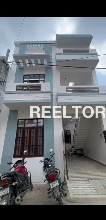 Villa For Rent In Swaroop Nagar Alipur