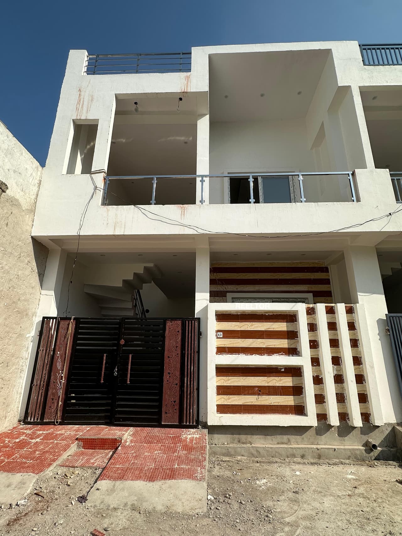 Villa For Rent In Old Selampur West Vivek Vihar