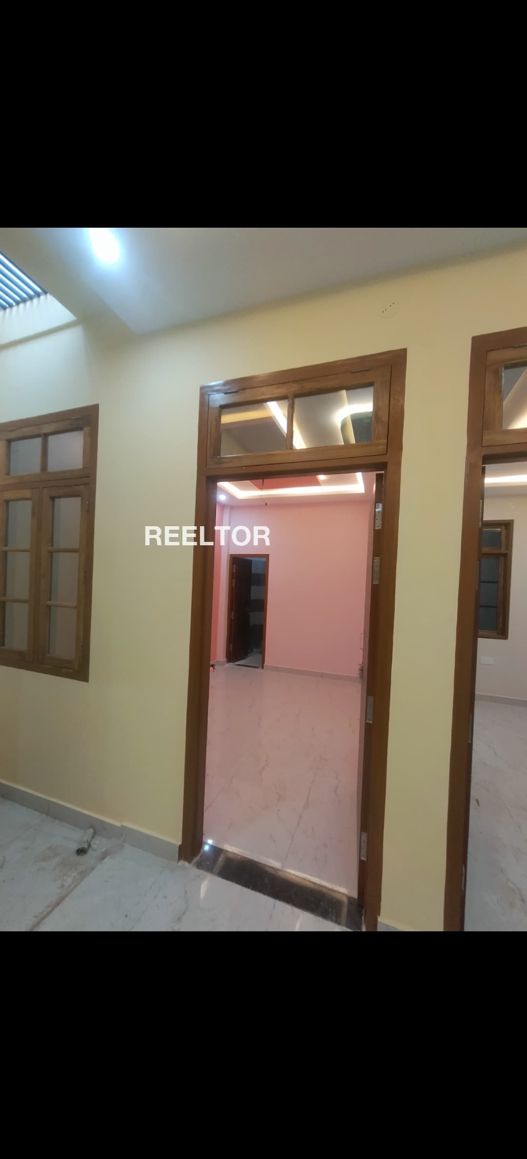 Villa For Rent In Tara Market Saket