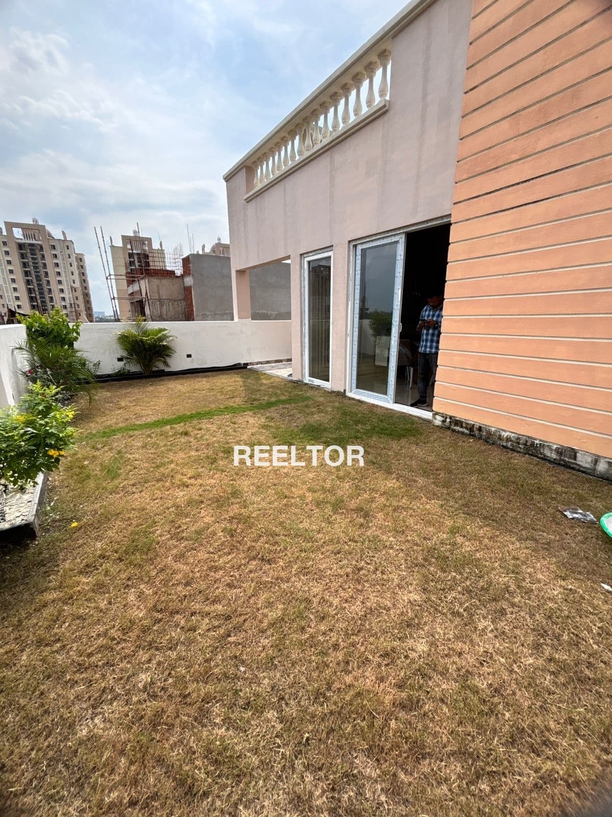 Villa For Rent In Shivaji Park Shahdara