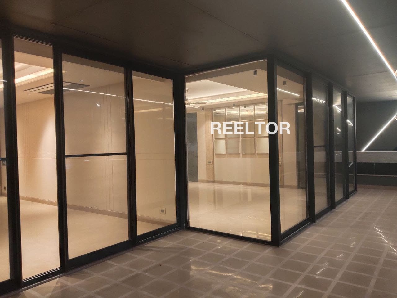 Office Space For Rent In Freedom Fighters Enclave Saket