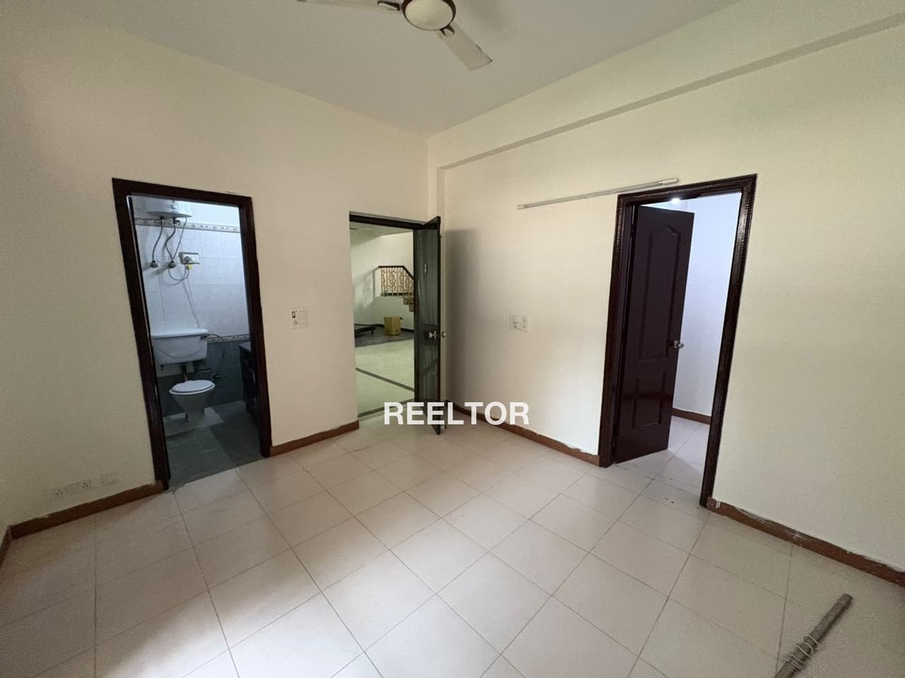 Villa For Rent In Todapur Delhi Cantonment