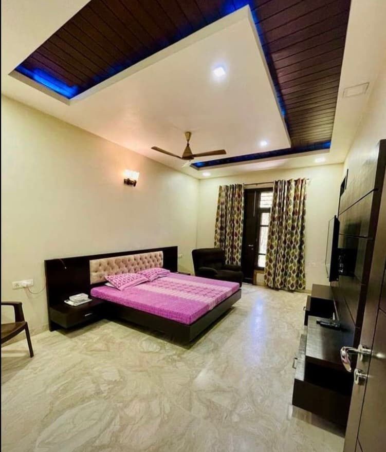 Villa For Rent In Victoria Gardens Model Town